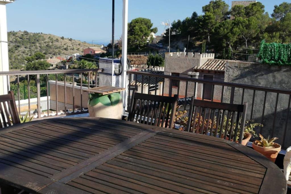 Casa Con Terraza/Confortable House With Terrace 艾格 外观 照片
